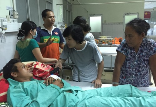 1460824022-cong-an-danh-dan-4