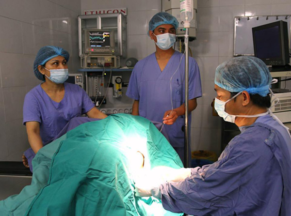 1499123398-gay-te-tuy-song