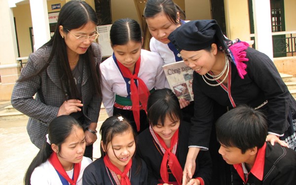 bao-dong-that-nghiep-he-cu-tuyen