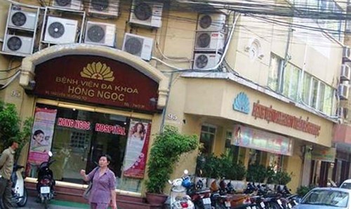 bv-hong-ngoc-xac-muoi-vao-noi-dau-gia-dinh-be-trai-tu-vong