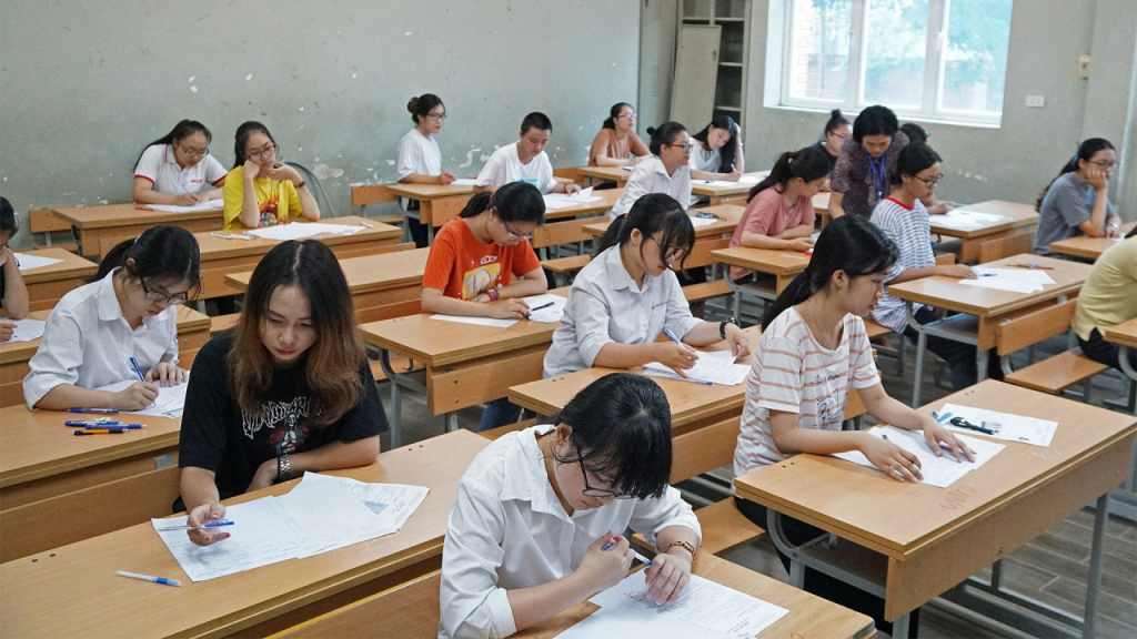 de-thi-thpt-quoc-gia-2018-mon-van-bb-baaadzUTrd