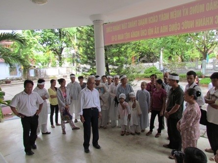 gia-dinh-mang-di-anh-san-phu-chet-bat-thuong-den-so-y-te-1