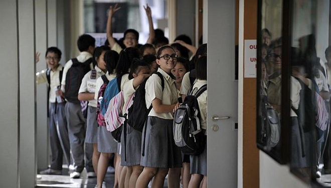 giao duc Hoc sinh chau A dung dau the gioi ve thoi gian lam bai tap ve nha 1