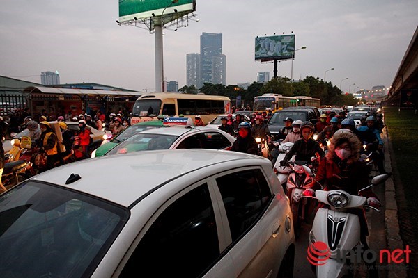 infonet ben xe ngay tet 010