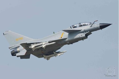 J 10 may bay chien dau KQTQ123