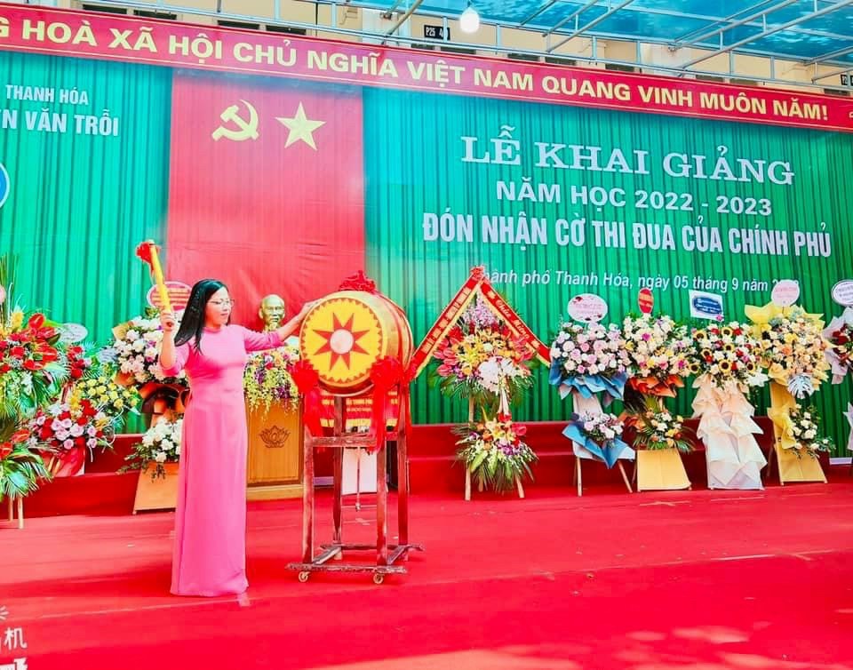 khai giang 1