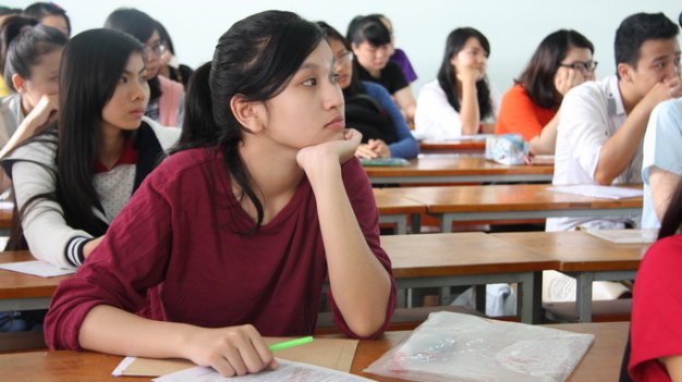 Ky thi THPT Quoc gia 2015 truong top tren diem chuan VietQ