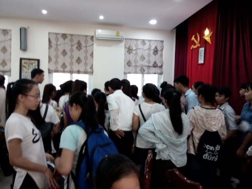 muon-ngat-xiu-vi-doi-rut-ho-so-3-1439789605