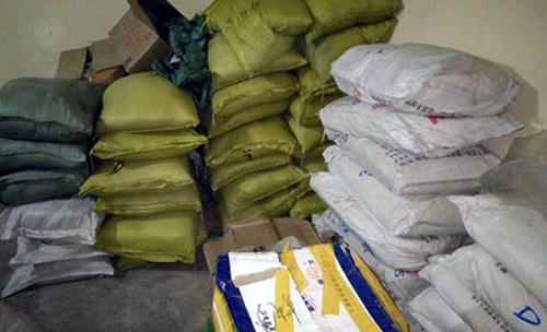 phat-hien-hon-25-tan-phu-gia-san-xuat-bim-bim