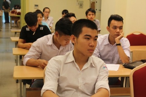 thi-thpt-quoc-gia-2016-thi-sinh-dat-4995-diem-moi-duoc-lam-tron-len-5-diem