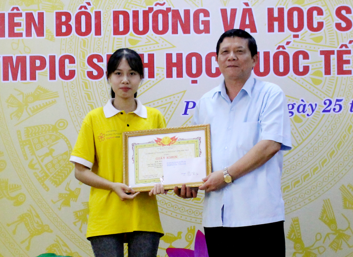 thu nga 1