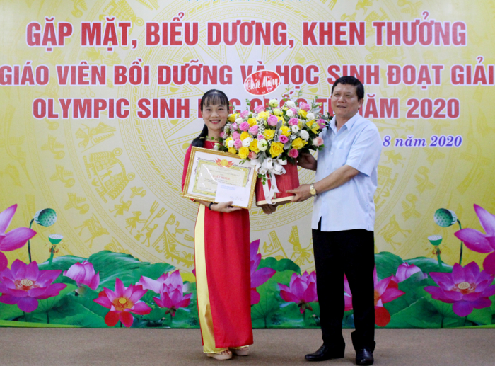 thu nga 2