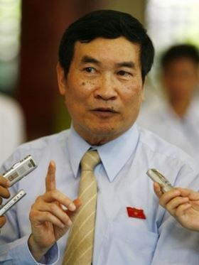 GS Đào Trọng Thi: “Thanh niên nông thôn đi học nghề cốt là để nhận tiền ăn rồi về”