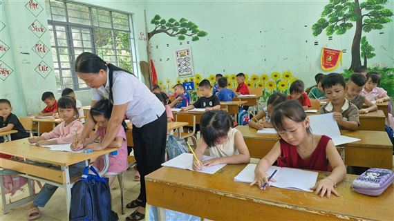 Tuyên Quang: Gỡ “rào cản” tiếng Việt, giúp học sinh vùng cao tự tin đến lớp