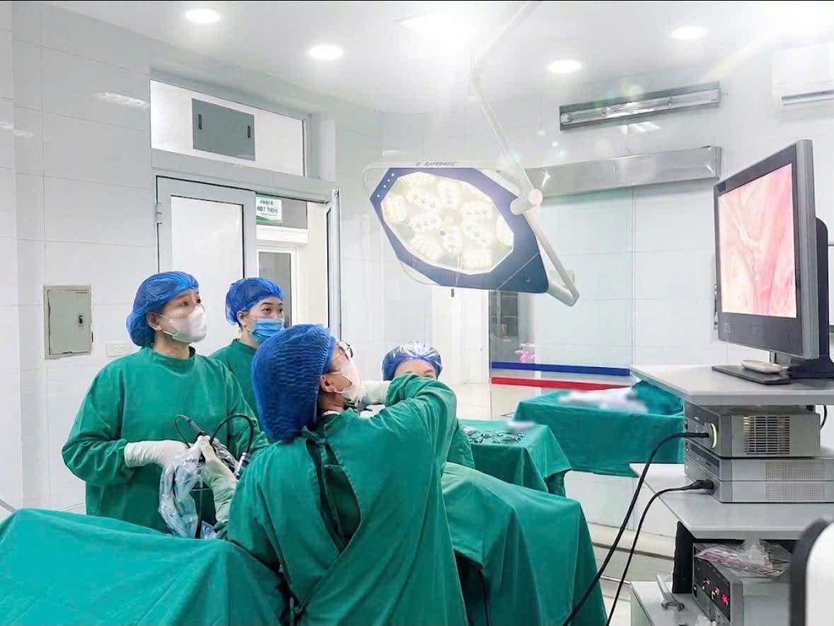 Trung tâm Y tế khu vực Đoan Hùng phẫu thuật thành công ca đa u xơ tử cung lớn