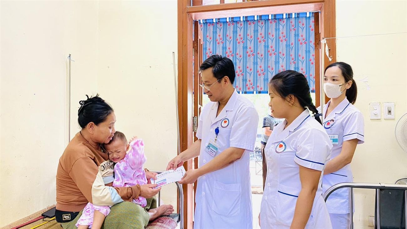 Nối dài vòng tay yêu thương, sưởi ấm những phận đời nơi buồng bệnh