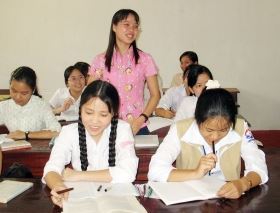 Thực hiện chương trình dạy học tự chọn môn Ngữ Văn ở trường THPT Những vướng mắc cần tháo gỡ