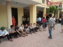 Bé gái chết bất thường, dân vây kín BV Quốc Oai