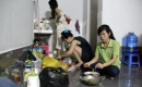 Cử nhân làm bồi bàn 