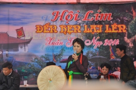 Khai hội Lim: Quan họ trong cuộc chiến... loa đài