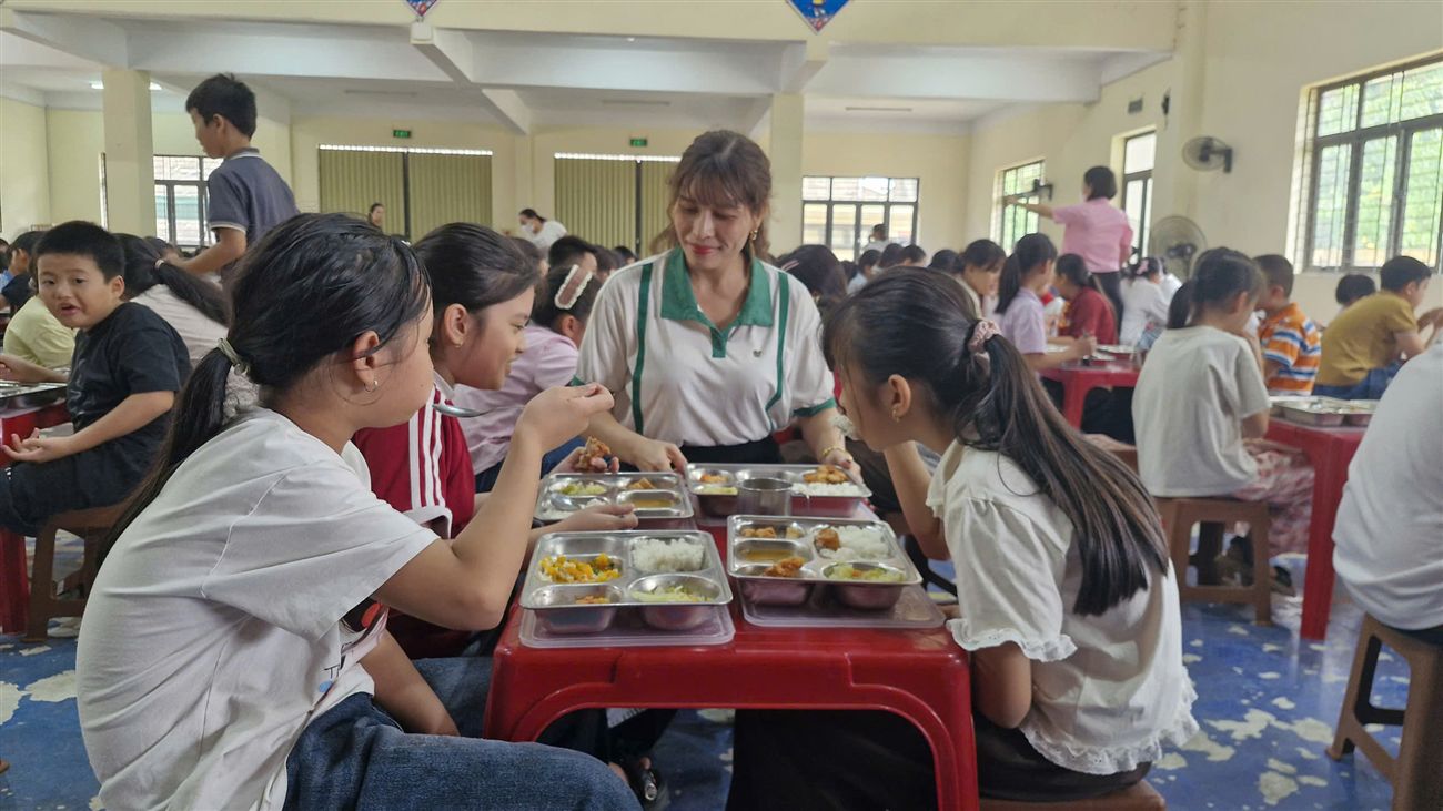 Trường Tiểu học Cam Đường chú trọng nâng cao chất lượng công tác bán trú