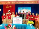 Trường Tiểu học Đinh Tiên Hoàng, TP. Việt Trì, tỉnh Phú Thọ: TRAO QUÀ TỚI NHÂN DÂN VÀ HỌC SINH VÙNG LŨ MIỀN TRUNG