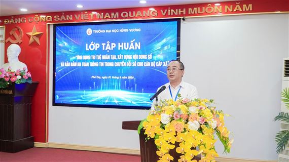 Trường Đại học Hùng Vương: Đồng hành cùng địa phương trong chuyển đổi số