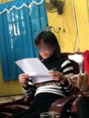 Giáo viên bị gia đình hiệu trưởng bắt quỳ... xin lỗi