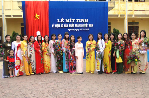 Trường THCS Lê Thị Bạch Cát,  thị xã Cửa Lò, tỉnh Nghệ An: Ngôi trường Xanh - Sạch - Đẹp