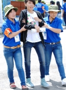 Rưng rưng thí sinh khuyết tật đi thi