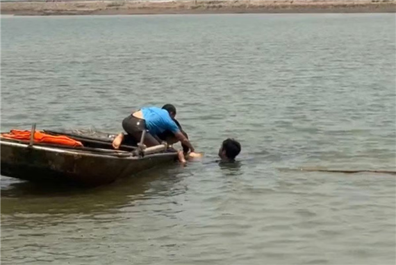 Mùa hè và nỗi lo tai nạn đuối nước trẻ em ở Thanh Hóa