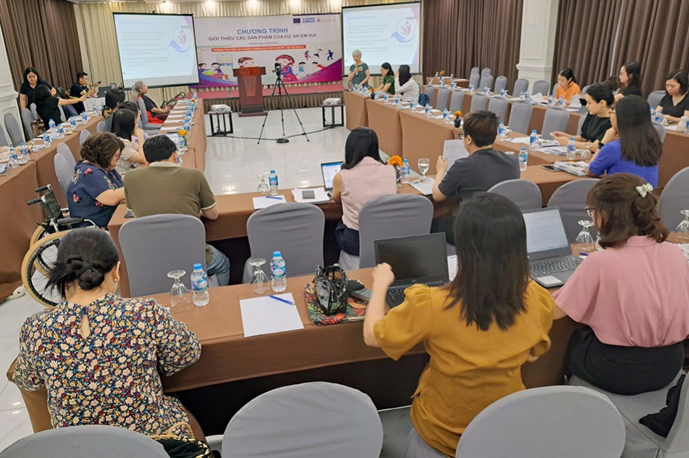 Giới thiệu các sản phẩm của Dự án Em Vui