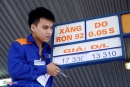 Xăng giảm giá mạnh từ 15h