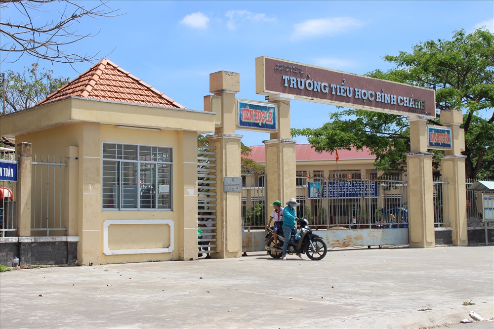 Bạn đọc viết: Cần xử lý nghiêm minh vụ phụ huynh hạ nhục cô giáo ở Trường Tiểu học tỉnh Long An
