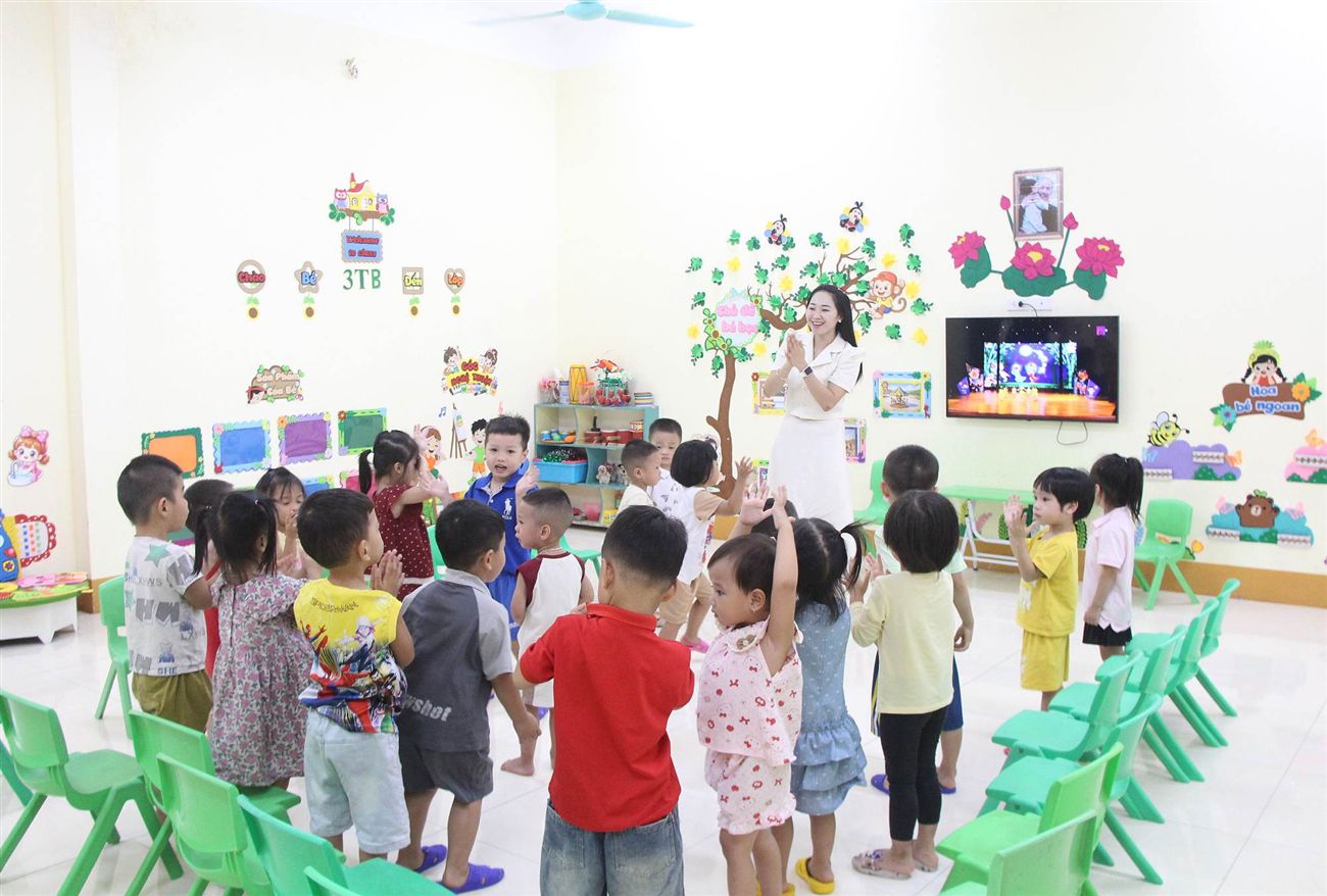 Xã Vĩnh Chân: Ổn định tổ chức, nâng cao chất lượng giáo dục sau sắp xếp cơ sở giáo dục 