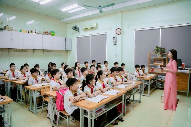 Thanh Hóa: Công khai số điện thoại tiếp nhận phản ánh về lạm thu, dạy thêm