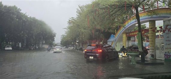 Thanh Hóa: Mưa lũ phức tạp, các trường chủ động phương án cho học sinh nghỉ học