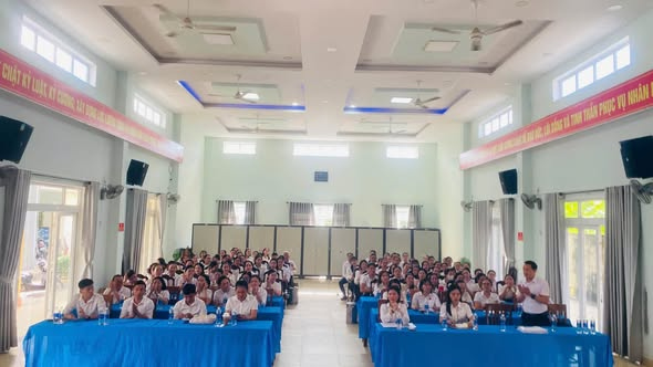 TỪ NHỮNG DÒNG CHẢY ĐẾN MỘT NIỀM TIN: KHI VĂN HÓA TRỞ THÀNH SỨC MẠNH SAU SÁP NHẬP TRƯỜNG HỌC