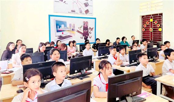 Văn Lang: Tinh gọn đầu mối, nâng cao hiệu quả quản trị trường học