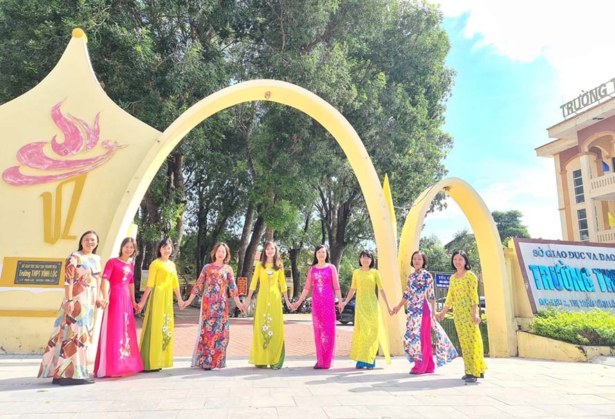 KỶ NIỆM 60 NĂM THÀNH LẬP TRƯỜNG TRUNG HỌC PHỔ THÔNG VĨNH LỘC, TỈNH THANH HÓA